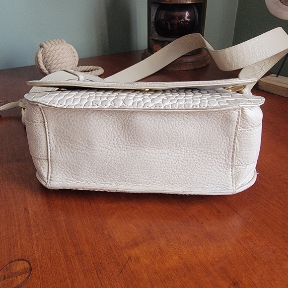 Vince Camuto Tal Croc Embossed Leather  Saddle Bag in Cream - Picture 12 of 16